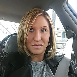 Meet your Posher, Christine